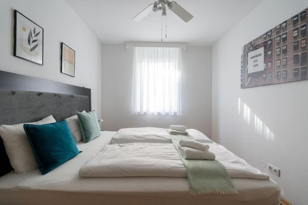 1Br Haven With Swift City Access By Hm Vienna Esterno foto
