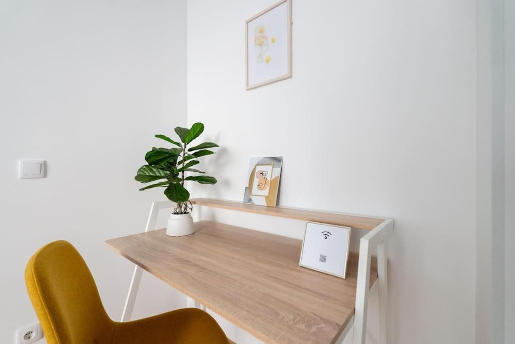 1Br Haven With Swift City Access By Hm Vienna Esterno foto