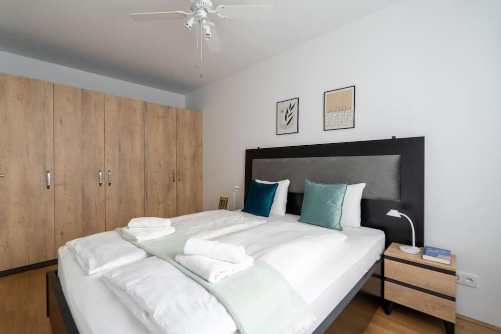 1Br Haven With Swift City Access By Hm Vienna Esterno foto