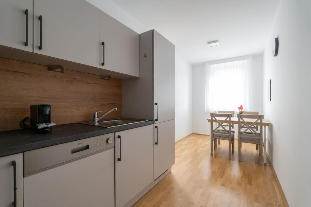1Br Haven With Swift City Access By Hm Vienna Esterno foto